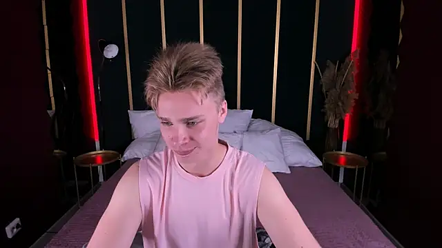 LawrenceMiles online show from 13, 10, 2025