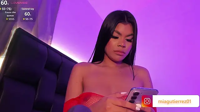 MiaSkylar online show from 28, 2, 2026