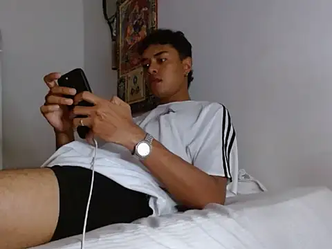 Snapshot of Nash_Fire chatting on 21, 9, 2025 Nash Fire online show from 21, 9, 2025