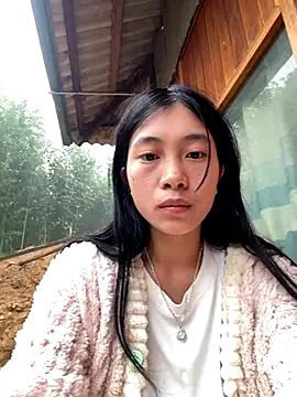 EmLy02 online show from 1, 11, 2025