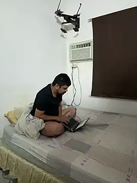 Snapshot of Diabloproducciones chatting on 3, 10, 2025 Diabloproducciones online show from 3, 10, 2025