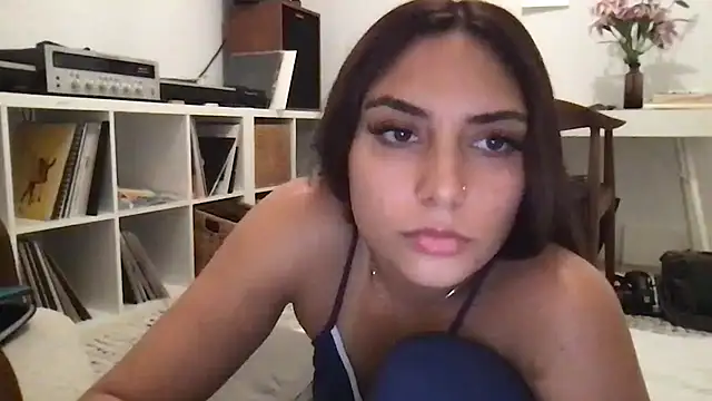 Snapshot of only1miasahalal chatting on 18, 9, 2025 only1miasahalal online show from 18, 9, 2025