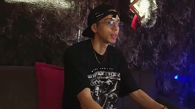 nicolai drake online show from 15, 12, 2025