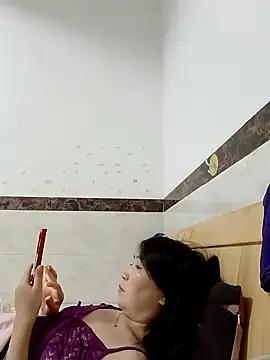 Snapshot of lingling5200 chatting on 21, 9, 2025 lingling5200 online show from 21, 9, 2025