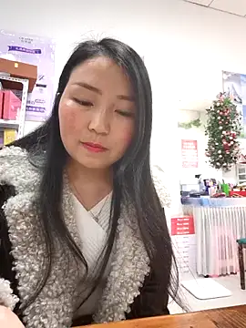 Snapshot of lingling5200 chatting on 6, 3, 2026 lingling5200 online show from 6, 3, 2026