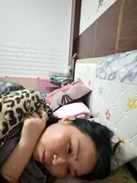 Snapshot of lingling5200 chatting on 8, 4, 2026 lingling5200 online show from 8, 4, 2026