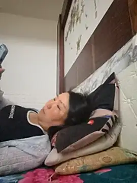 Snapshot of lingling5200 chatting on 9, 4, 2026 lingling5200 online show from 9, 4, 2026