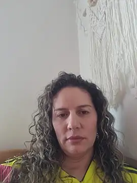 Nina vallon online show from 3, 7, 2026