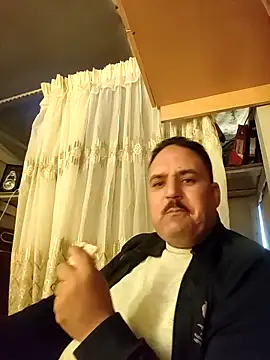 Snapshot of mM0140 chatting on 3, 12, 2025 mM0140 online show from 3, 12, 2025