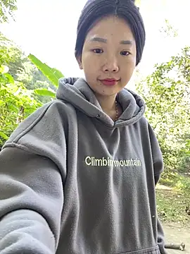 Miumieu online show from 29, 11, 2025