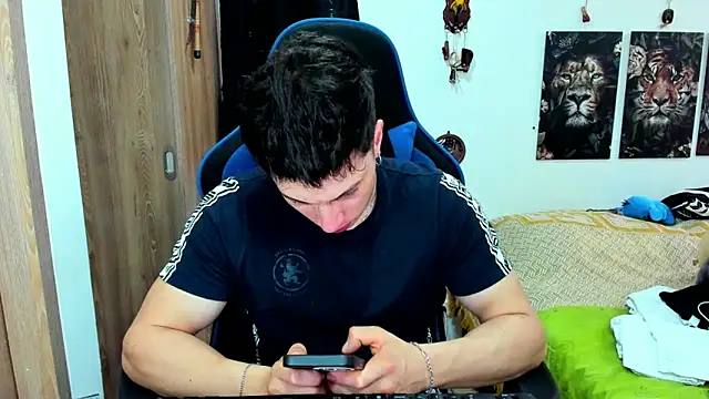 Snapshot of javiersexymann chatting on 12, 12, 2024 javiersexymann online show from 12, 12, 2024