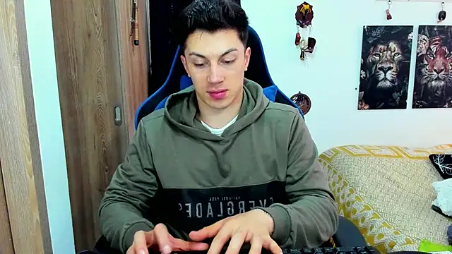 Snapshot of javiersexymann chatting on 13, 12, 2024 javiersexymann online show from 13, 12, 2024