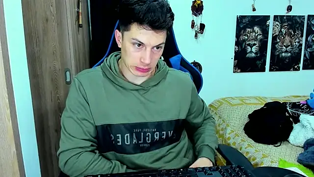 Snapshot of javiersexymann chatting on 13, 12, 2024 javiersexymann online show from 13, 12, 2024