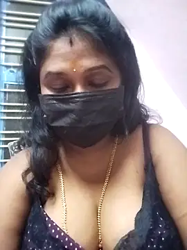 Snapshot of chaitara-reddy chatting on 22, 10, 2025 chaitara-reddy online show from 22, 10, 2025