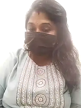 Snapshot of chaitara-reddy chatting on 31, 10, 2025 chaitara-reddy online show from 31, 10, 2025