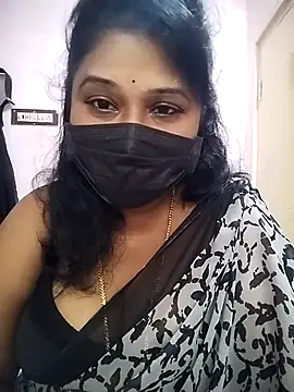 Snapshot of chaitara-reddy chatting on 14, 11, 2025 chaitara-reddy online show from 14, 11, 2025