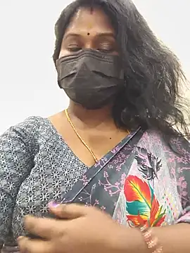 Snapshot of chaitara-reddy chatting on 16, 5, 2026 chaitara-reddy online show from 16, 5, 2026