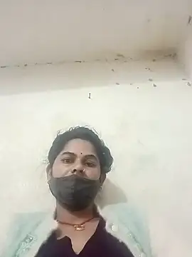 JULEE-740 online show from 2, 12, 2025