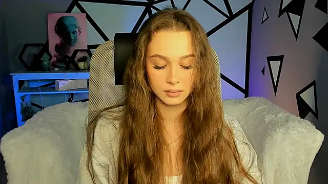 Snapshot of ArielSykes chatting on 8, 10, 2025 ArielSykes online show from 8, 10, 2025