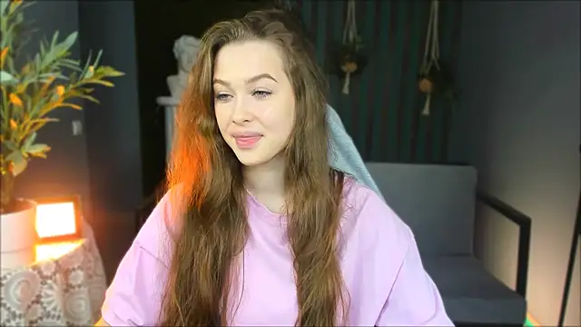 Snapshot of ArielSykes chatting on 6, 11, 2025 ArielSykes online show from 6, 11, 2025