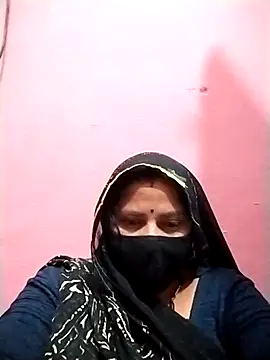 Rajnee33A online show from 16, 4, 2026