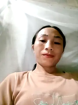 Snapshot of lucybaby00 chatting on 12, 9, 2025 lucybaby00 online show from 12, 9, 2025
