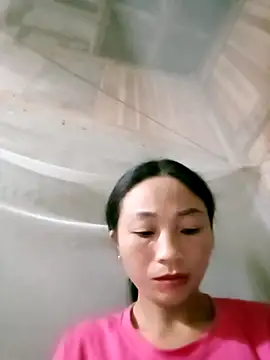 Snapshot of lucybaby00 chatting on 28, 9, 2025 lucybaby00 online show from 28, 9, 2025
