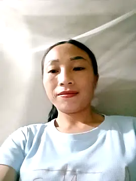 Snapshot of lucybaby00 chatting on 4, 10, 2025 lucybaby00 online show from 4, 10, 2025