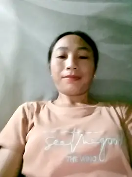 Snapshot of lucybaby00 chatting on 8, 10, 2025 lucybaby00 online show from 8, 10, 2025