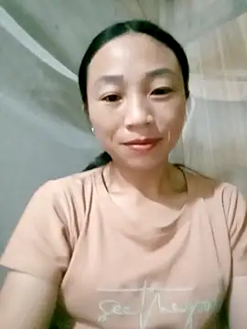 Snapshot of lucybaby00 chatting on 25, 10, 2025 lucybaby00 online show from 25, 10, 2025