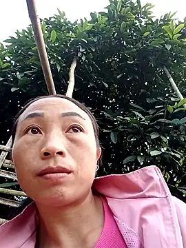 Snapshot of lucybaby00 chatting on 30, 10, 2025 lucybaby00 online show from 30, 10, 2025