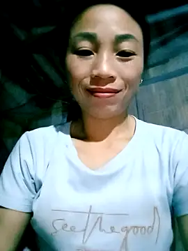 Snapshot of lucybaby00 chatting on 4, 11, 2025 lucybaby00 online show from 4, 11, 2025