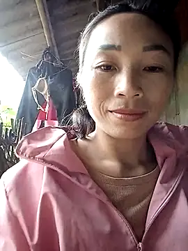 Snapshot of lucybaby00 chatting on 9, 11, 2025 lucybaby00 online show from 9, 11, 2025