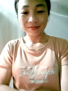 Snapshot of lucybaby00 chatting on 10, 11, 2025 lucybaby00 online show from 10, 11, 2025