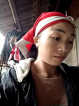 Snapshot of lucybaby00 chatting on 12, 11, 2025 lucybaby00 online show from 12, 11, 2025