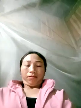 Snapshot of lucybaby00 chatting on 18, 11, 2025 lucybaby00 online show from 18, 11, 2025