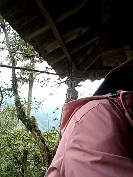 Snapshot of lucybaby00 chatting on 22, 11, 2025 lucybaby00 online show from 22, 11, 2025