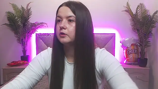 Snapshot of MavkaCute chatting on 4, 10, 2025 MavkaCute online show from 4, 10, 2025