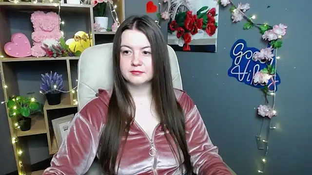 Snapshot of MavkaCute chatting on 25, 5, 2026 MavkaCute online show from 25, 5, 2026