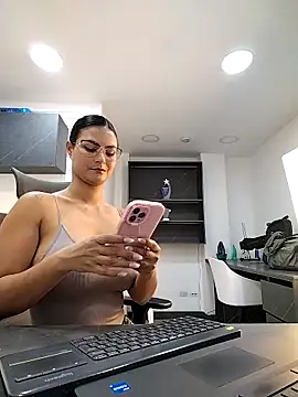 gabysanta  online show from 24, 10, 2025