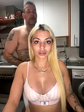 NoeliaGarcia17 online show from 17, 9, 2025