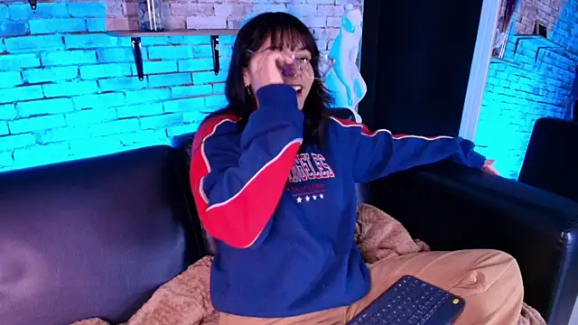 kitty malach online show from 21, 12, 2025