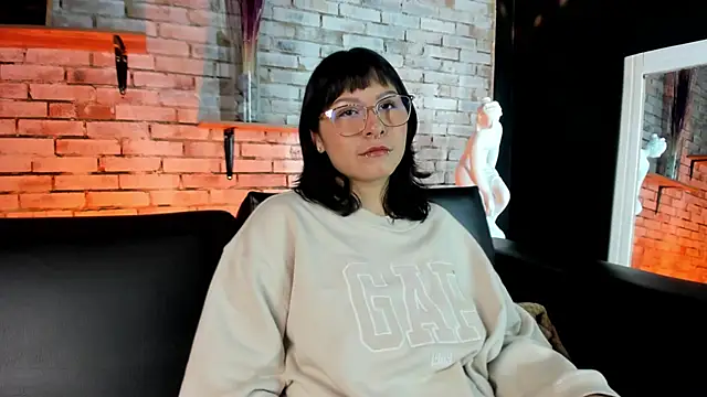 kitty malach online show from 8, 1, 2026