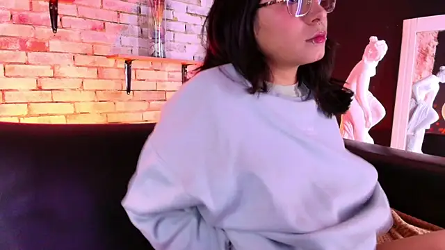 kitty malach online show from 27, 3, 2026