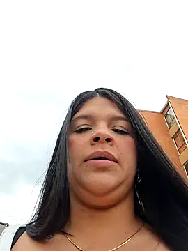 Eiimy pretty online show from 29, 10, 2025