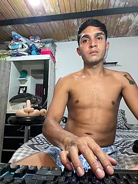 Angel latinboy online show from 9, 2, 2026