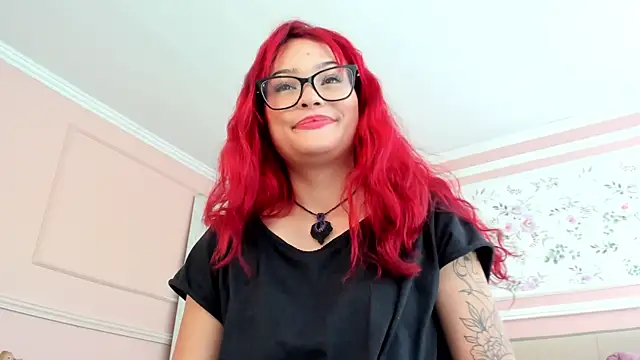 Snapshot of mae_lyra chatting on 19, 5, 2026 mae lyra online show from 19, 5, 2026