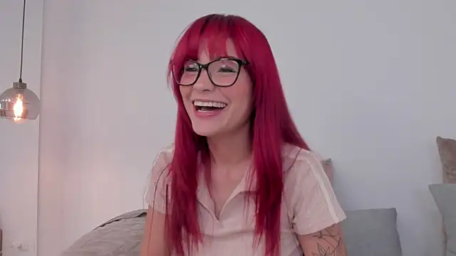 Snapshot of mae_lyra chatting on 11, 7, 2026 mae lyra online show from 11, 7, 2026
