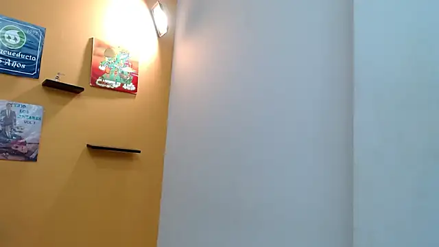 skinnyverus18 online show from 11, 2, 2026