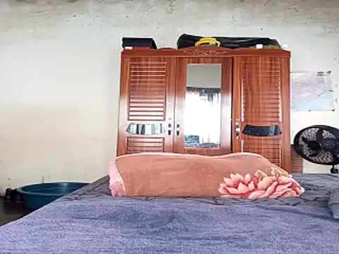 small D94 online show from 3, 12, 2025